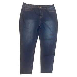 Brand new without tags. Cropped style jeans size 3X.